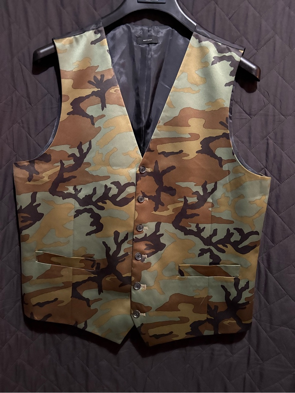 J.Ferrar Camouflage Satin Button Vest in Green and Brown p2p22 #2048